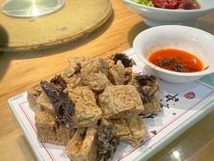 干炸臭豆腐-江南驿·二十余年创意杭帮味(良渚玉鸟集店)