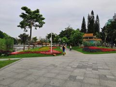 -荔枝公园-小平画像广场