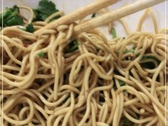 -郭小侠襄阳牛肉面·武汉热干面(洛溪店)