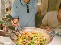 -费大厨辣椒炒肉(高铁吾悦广场店)
