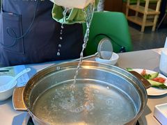 -烹然四季椰子鸡火锅(团结湖总店)