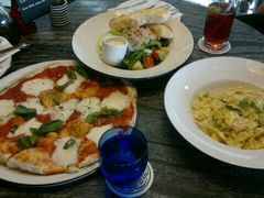 -Pizza Express(机场T1店)