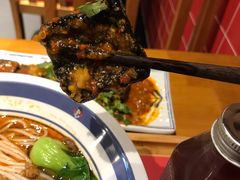 霸蛮臭豆腐-霸蛮湖南菜·牛肉粉(荣京西街店)