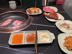 -梨花自助烤肉(西三旗万象汇黑金店)