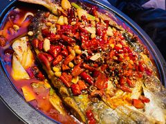 -鸣记脆皮烤鱼·海鲜烤鱼(三八广场店)