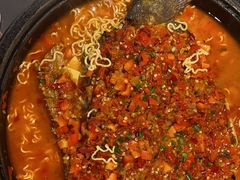 -吞鱼兽麻辣烤鱼(万达店)