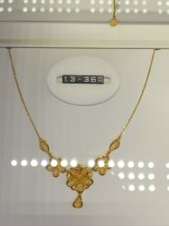 -六福珠寶(银泰百货大红门店)