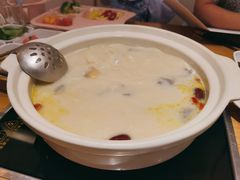 胡椒猪肚鸡（中份2-4人）-湯系·煲汤手艺人(东二环泰禾广场店)