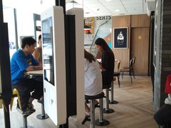-麦当劳(杭州国际服装城店)