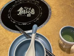 -左庭右院鲜牛肉火锅(金山万达店)