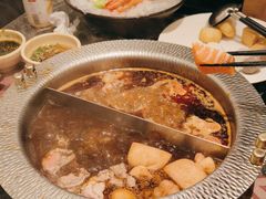 -牛YO寿喜烧·铁板烧和牛火锅自助(市府恒隆店)