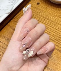 -IDO美甲美睫