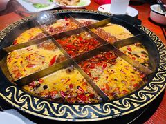 -黄家码头老火锅(解放碑旗舰店)