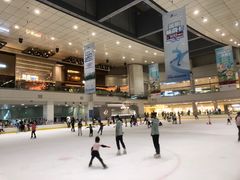 -冰纷万象滑冰场(深圳万象城店)