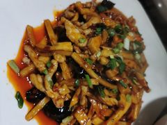 特色鱼香肉丝-久久湖北菜