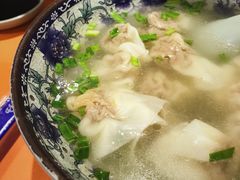 牛肉馄饨-老新隆牛肉锅贴(新街口店)