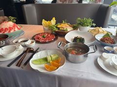 -红鼎豆捞·非遗鲍皇汤火锅(宝丰路店)