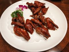 妙龄乳鸽-香山家宴