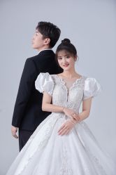 -雪中彩影婚纱摄影·微光艺术中心