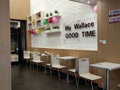 大堂-华莱士·全鸡汉堡(海口学院店)