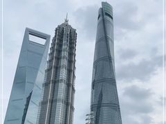 -陆家嘴空中步行连廊