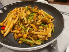 -小菜园新徽菜(芜湖万达店)