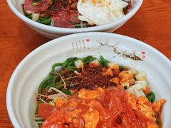 油泼+西红柿面-手擀菠菜面(西康路店)