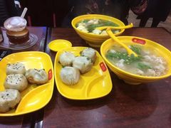 小杨生煎-小杨生煎(南京东路食品一店)