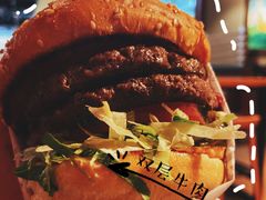 -The Habit Burger Grill 哈比特汉堡(复兴soho店)