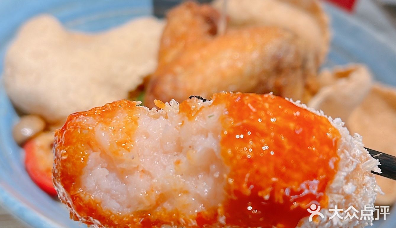 终于吃到很正的泰式饭菜啦！[加油]