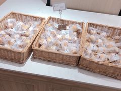 -超港·蛋糕面包(龙河路店)