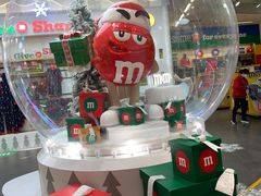 -m豆巧克力世界(上海世茂广场店)