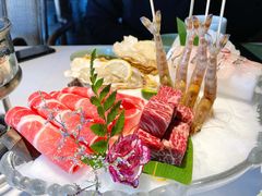 海鲜牛肉双拼-最品火锅