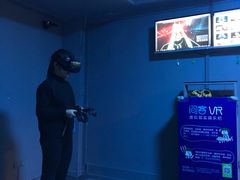 -VR 间客漫·PS电玩·虚拟现实包间游戏电竞(街道口店)
