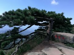 -罗田薄刀峰风景区