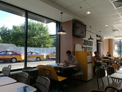 -麦当劳(健德桥得来速店)