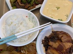 -老乡鸡(西岸凤巢店)