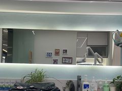 -极光口腔·矫正种植修复(锦江店)