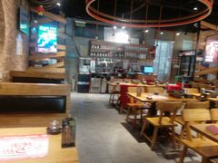 大堂-聚点串吧·北京烧烤(公益西桥店)