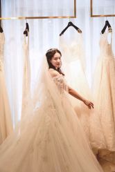 点击看大图 -GRACE KELLY婚纱与礼服(北京店)