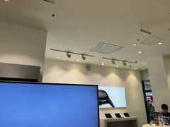-Apple授权专营店(宝山万达店)