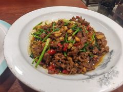 生炒黄牛肉-湖南人家湘菜馆(镇江路店)