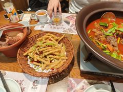 -黄泥岗·地道湖北菜(奥特莱斯店)