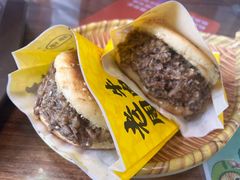 -穆得·老周家牛肉烧饼(普利街店)