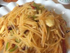 -苏莱特色牛骨滩羊手抓馆(长城东街总店)