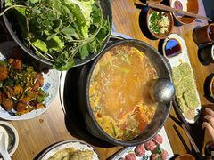 -贵厨酸汤牛肉(花果园国际中心店)