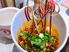 无骨头鸡爪-老佛爷铜炉蛙锅(海岸城店)