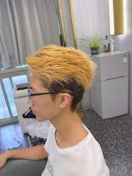 -即型男士理发工作室
