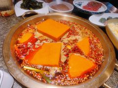 -小天鹅火锅·一线江景洪鼎旗舰店(洪崖洞店)