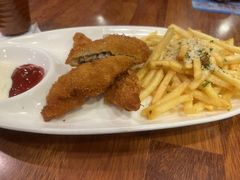 -玛格萝妮比萨屋(陆家浜路店)
